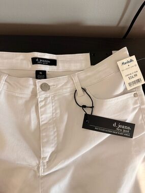 d. jeans White High Waist Ankle Crop Jeans